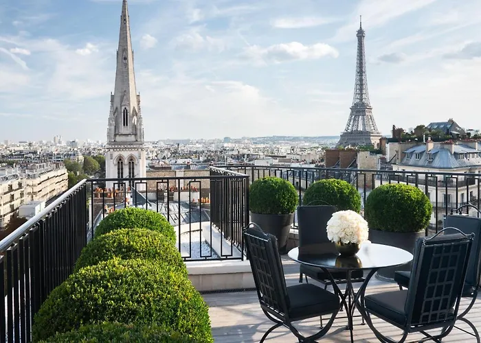 Four Seasons George VHotel Parigi